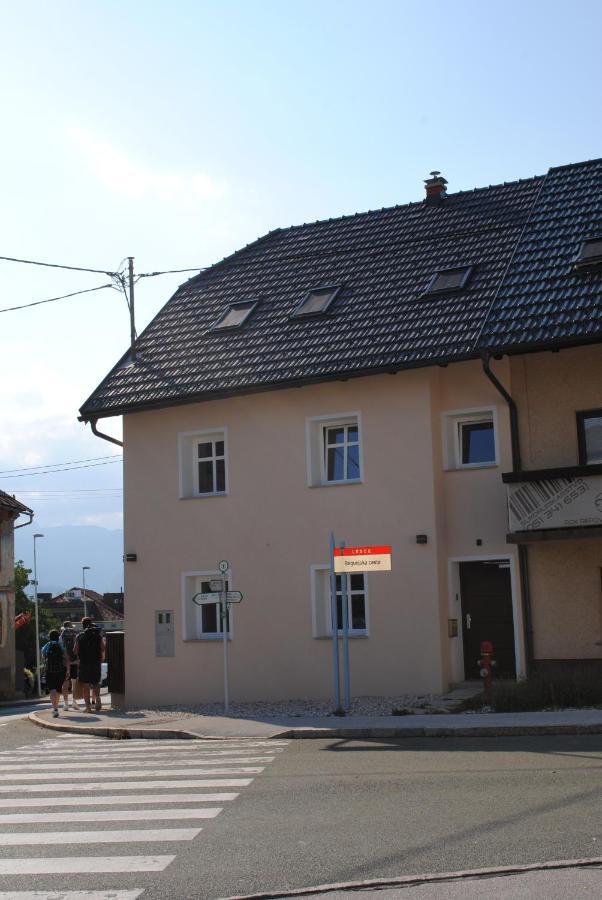 Corner House Apartments Near Lake Bled Radovljica Zewnętrze zdjęcie